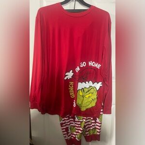 Dr. Seuss Red Grinch Sleepwear Set